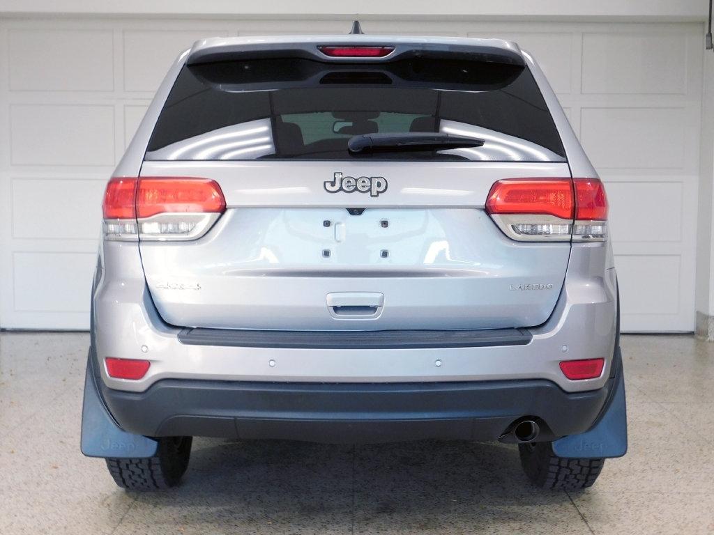 Jeep Grand Cherokee Laredo 4WD 2016
