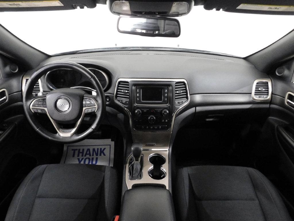Jeep Grand Cherokee Laredo 4WD 2016