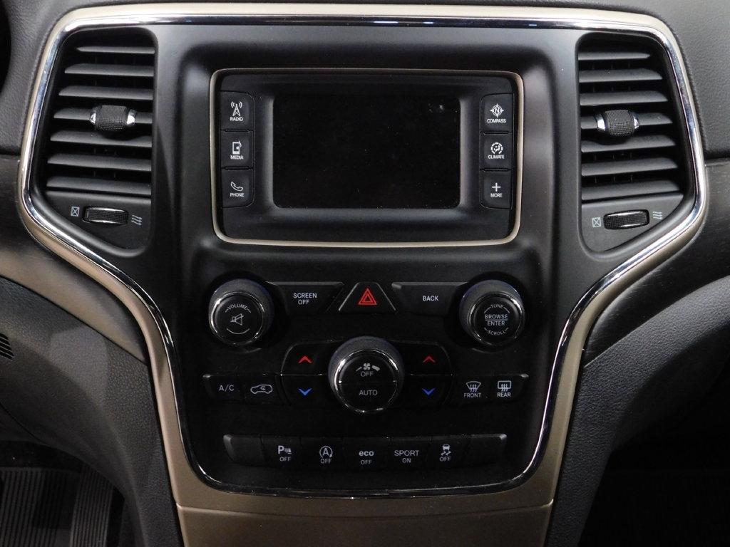 Jeep Grand Cherokee Laredo 4WD 2016