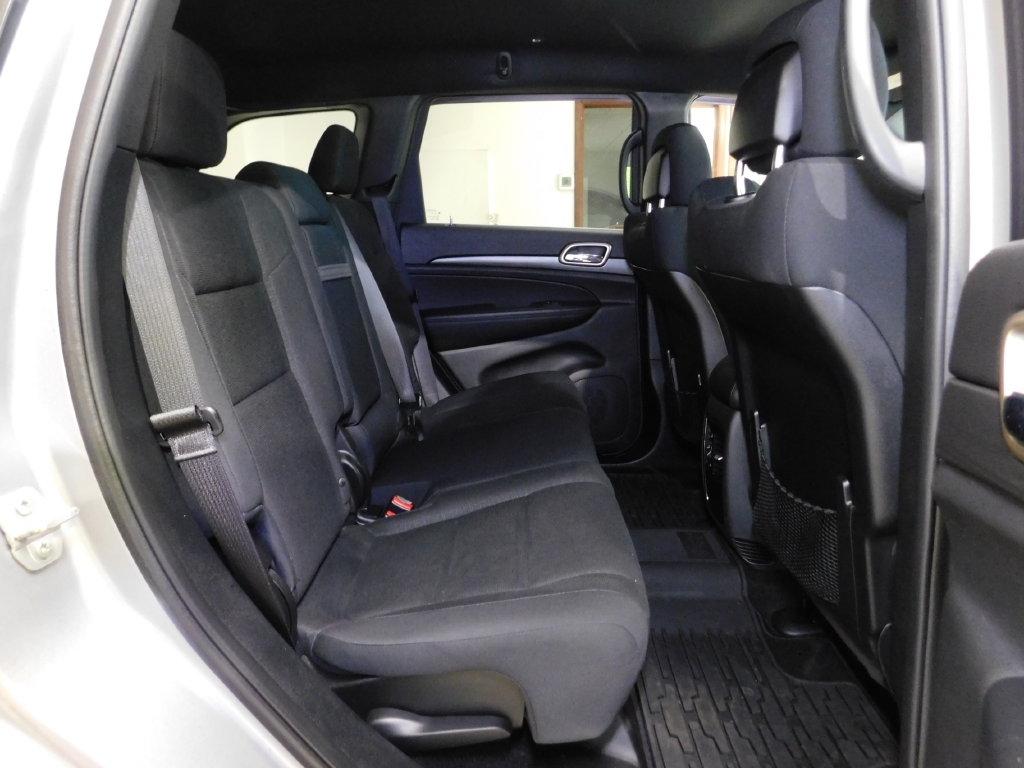 Jeep Grand Cherokee Laredo 4WD 2016