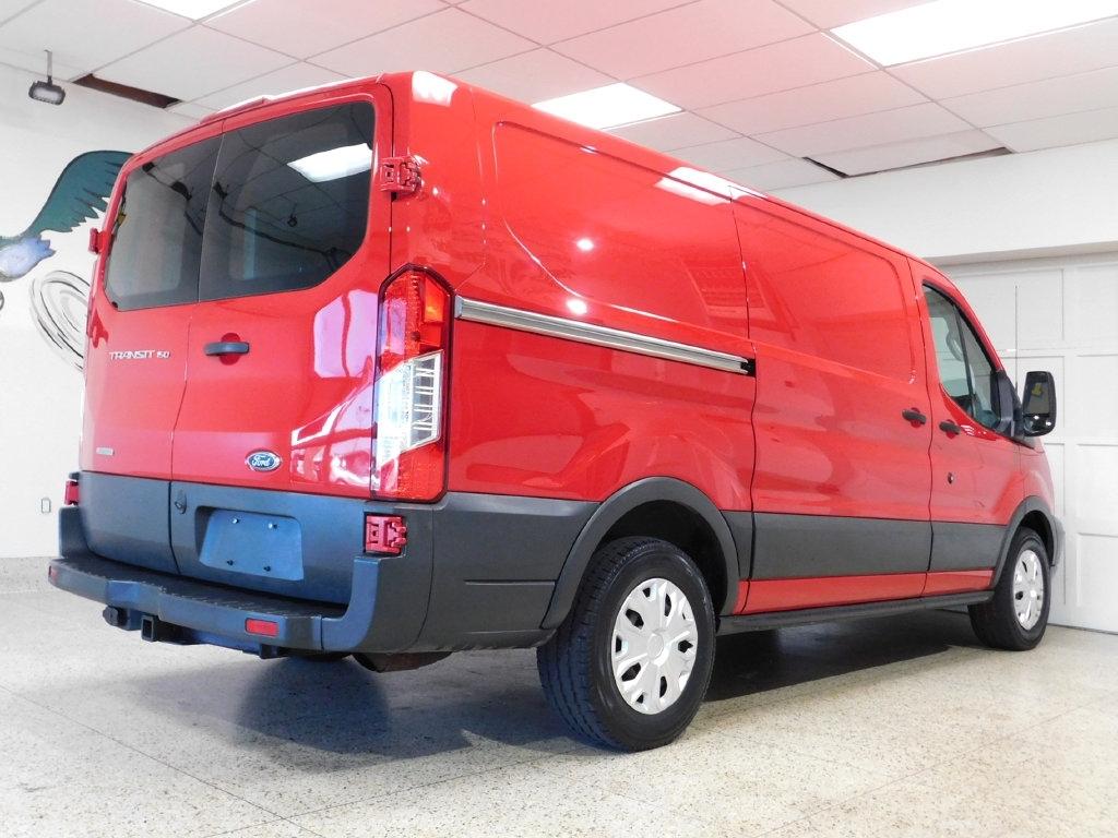 Ford Transit 150 Van Low Roof w/Sliding Pass. 130-in. WB 2015