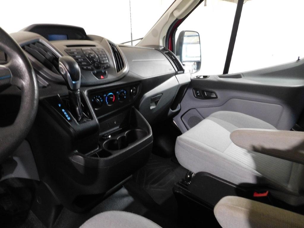 Ford Transit 150 Van Low Roof w/Sliding Pass. 130-in. WB 2015