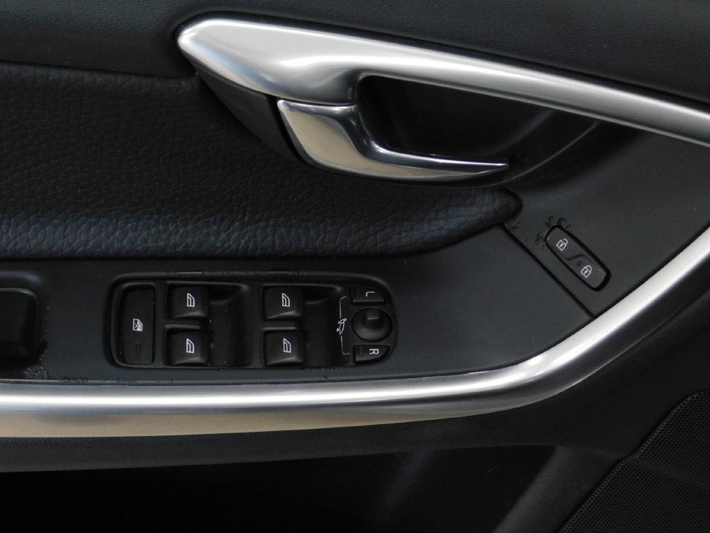Volvo S60  2012