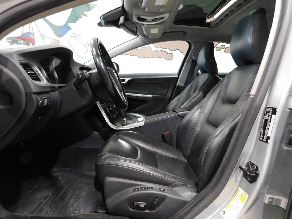 Volvo S60  2012