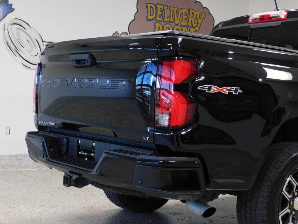 Chevrolet Colorado LT Crew Cab 4WD 2024