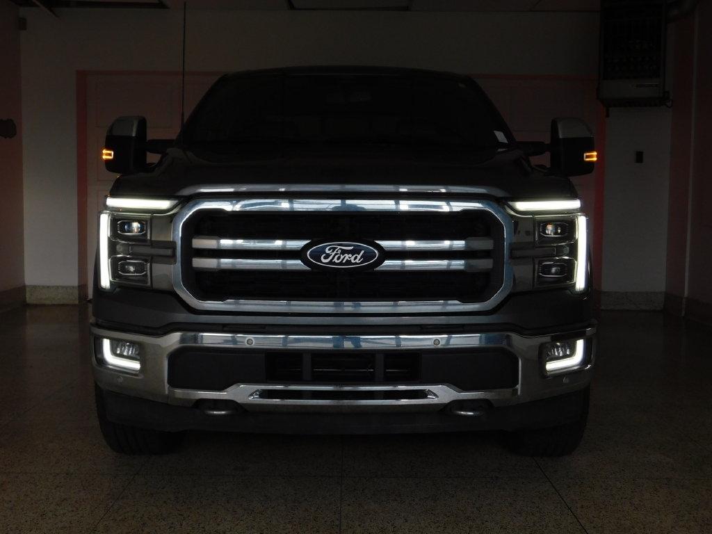 Ford F-150 Lariat SuperCrew 4WD 2024