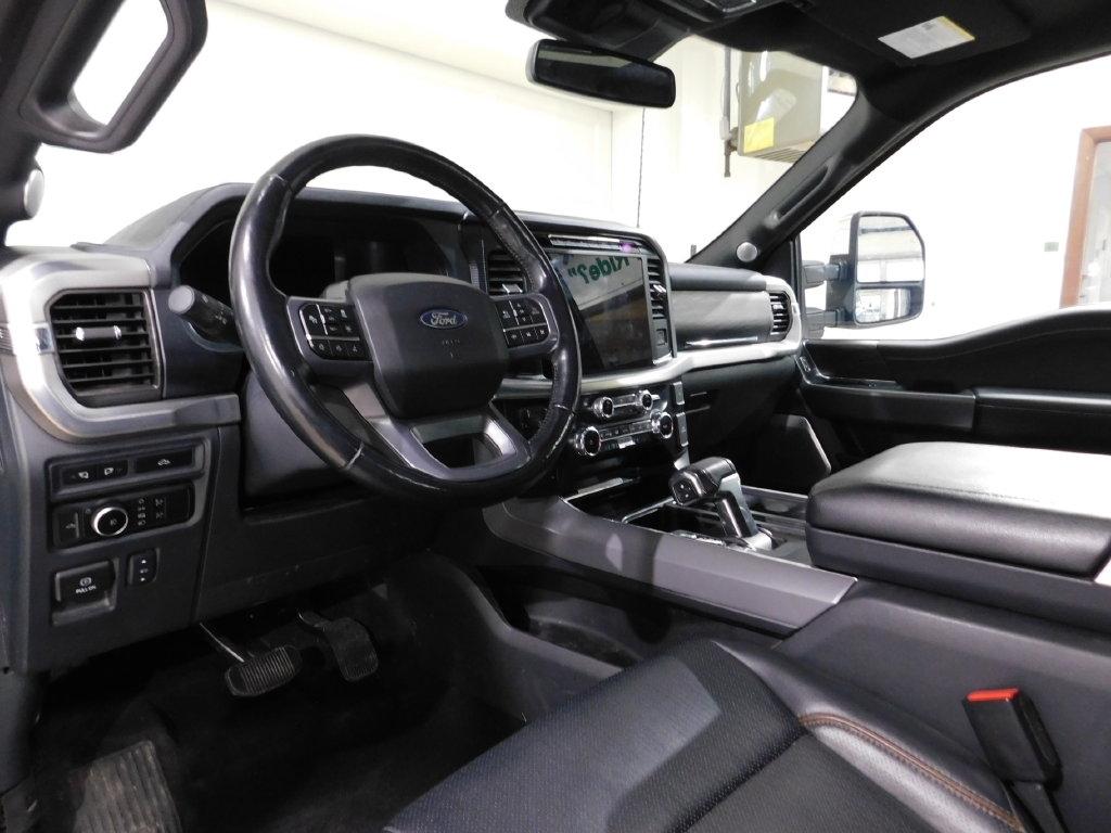 Ford F-150 Lariat SuperCrew 4WD 2024