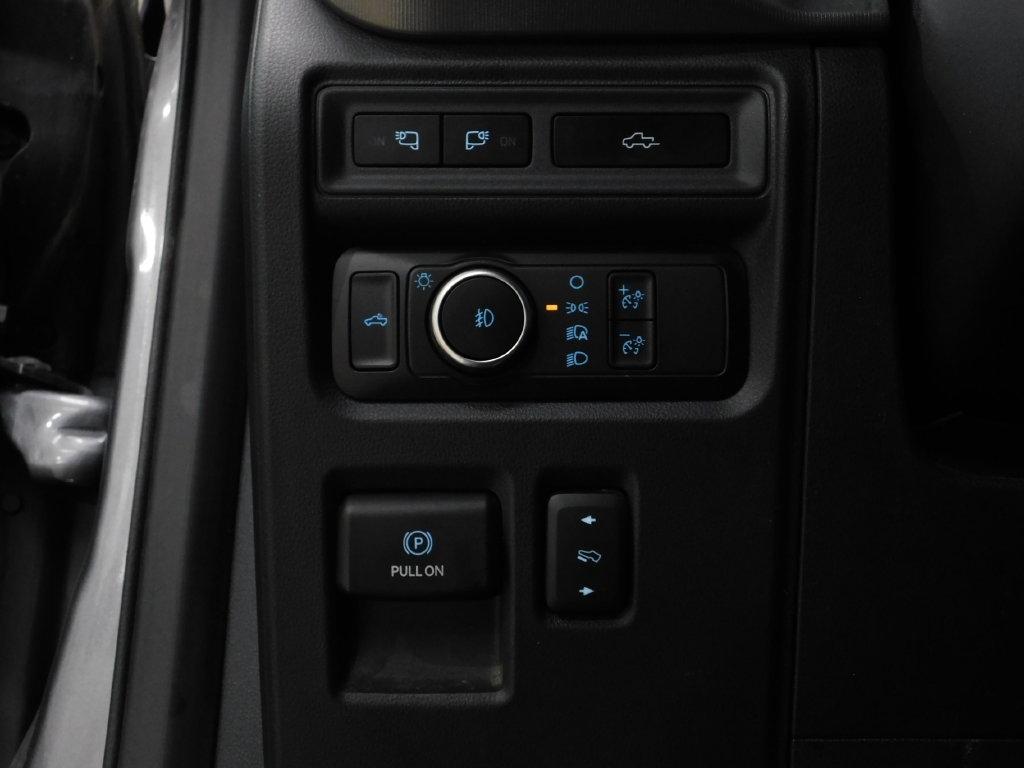 Ford F-150 Lariat SuperCrew 4WD 2024