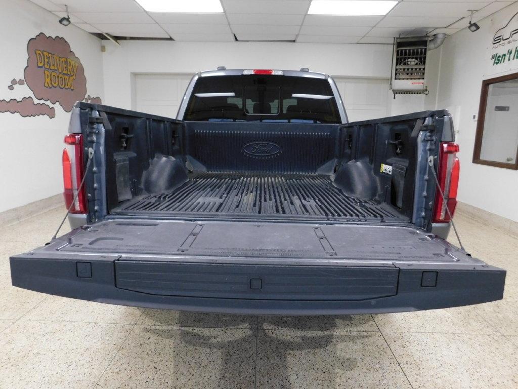 Ford F-150 Lariat SuperCrew 4WD 2024