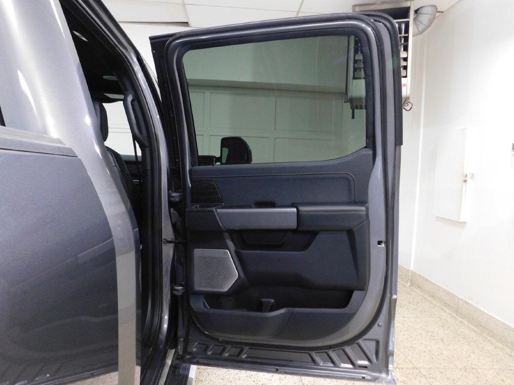Ford F-150 Lariat SuperCrew 4WD 2024