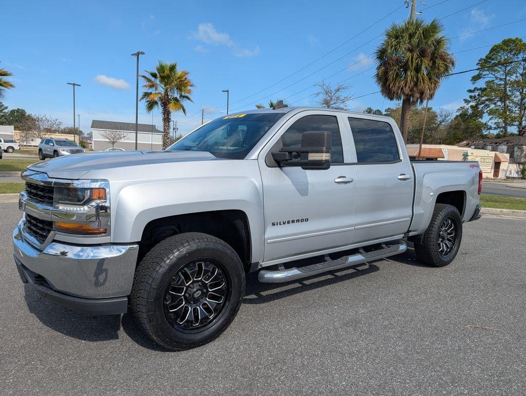 2018 Chevrolet Silverado 1500 4WD Crew Cab 143.5" LT w/1LT
