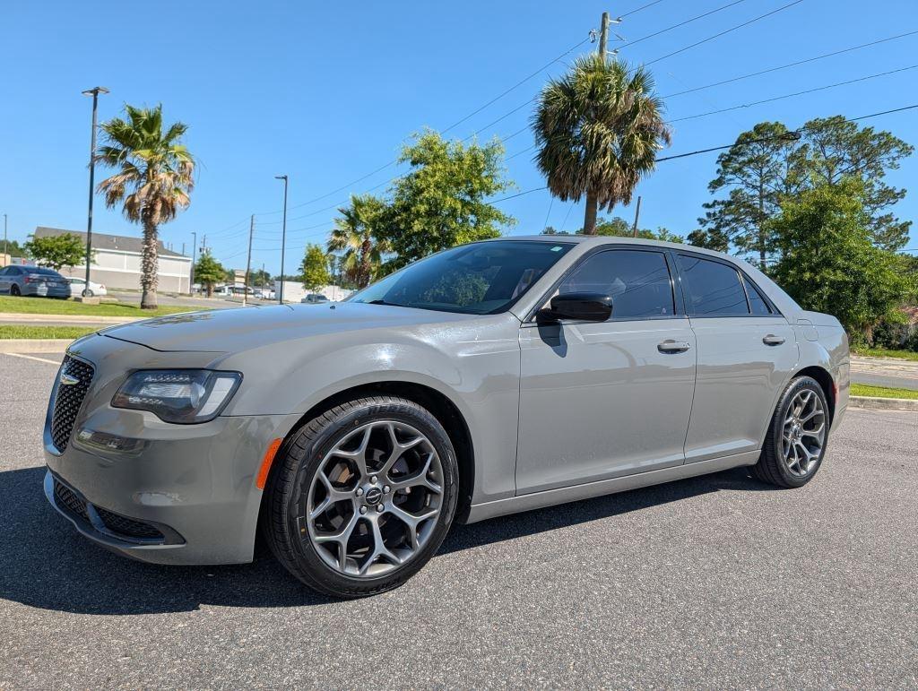 2018 Chrysler 300 Touring RWD