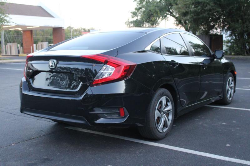 Honda Civic LX Sedan CVT 2018