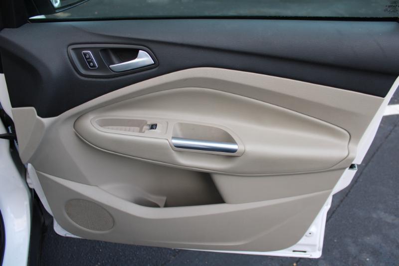 Ford Escape Titanium FWD 2014
