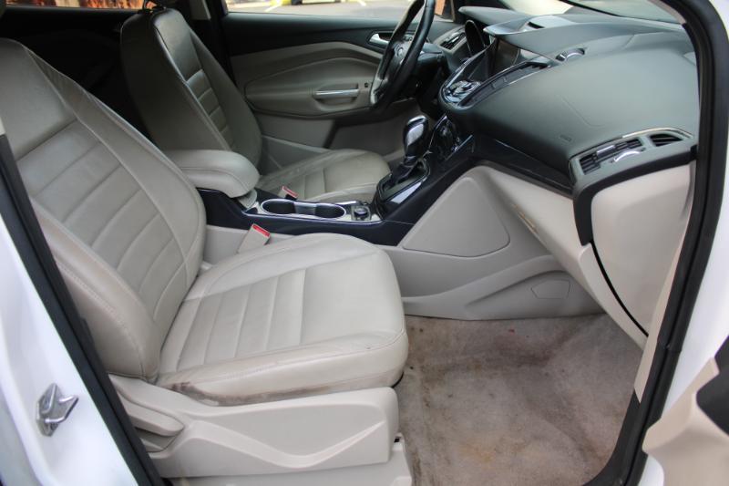 Ford Escape Titanium FWD 2014