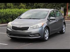 2016 Kia Forte 5-Door 