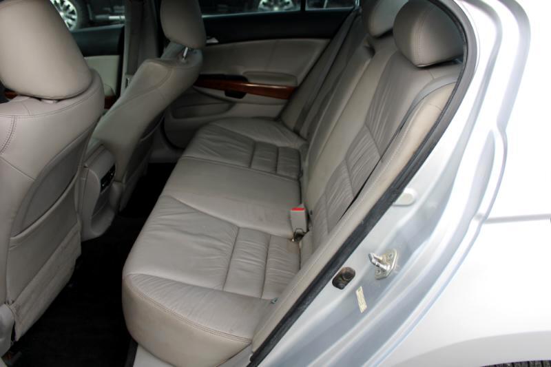 Honda Accord EX-L V6 Sedan AT 2012