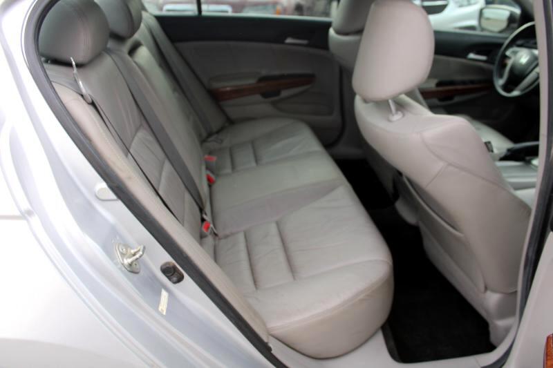 Honda Accord EX-L V6 Sedan AT 2012