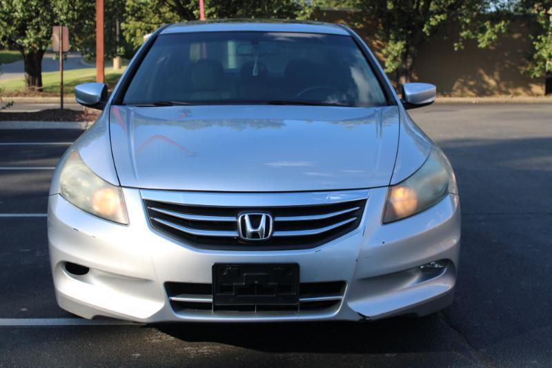 Honda Accord EX-L V6 Sedan AT 2012