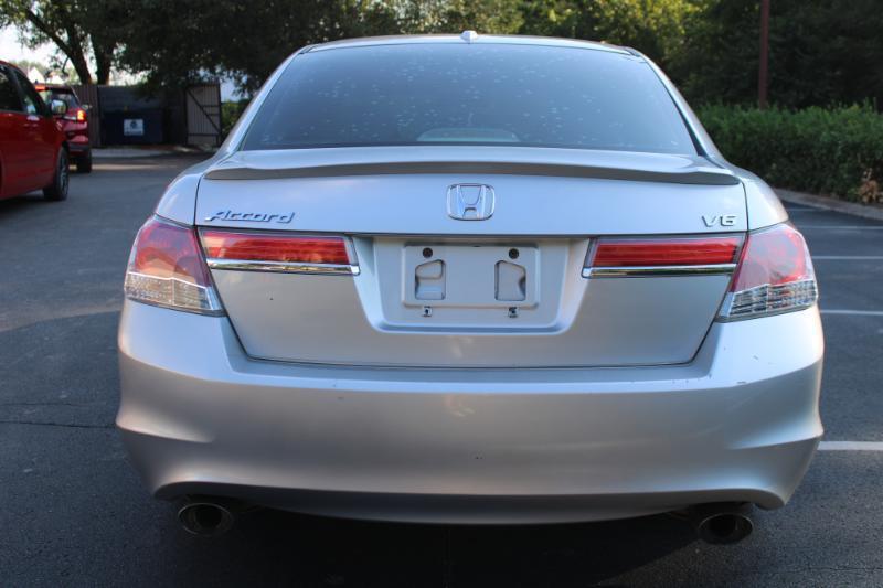 Honda Accord EX-L V6 Sedan AT 2012