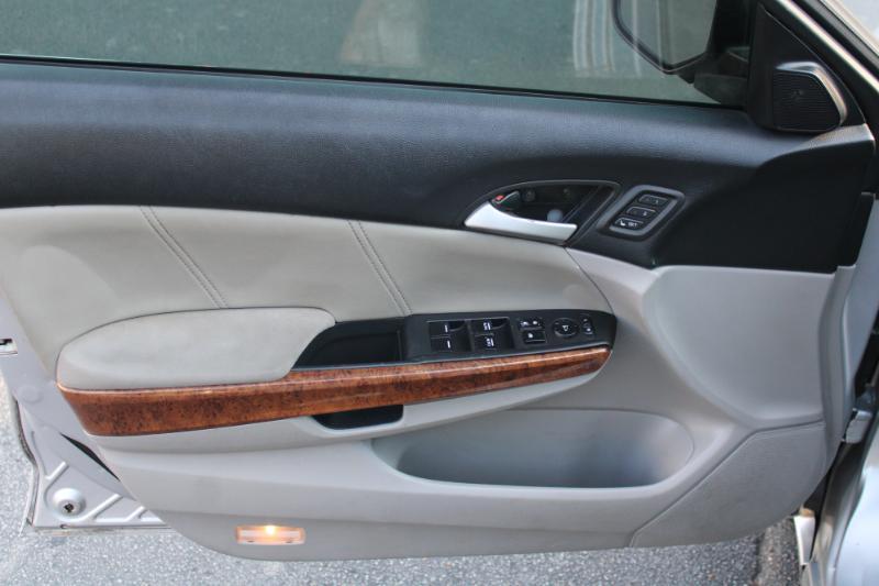 Honda Accord EX-L V6 Sedan AT 2012