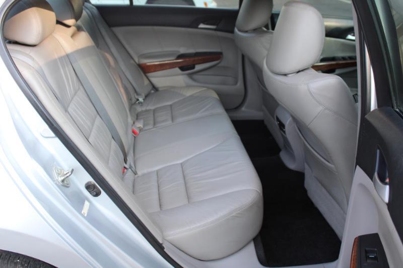 Honda Accord EX-L V6 Sedan AT 2012