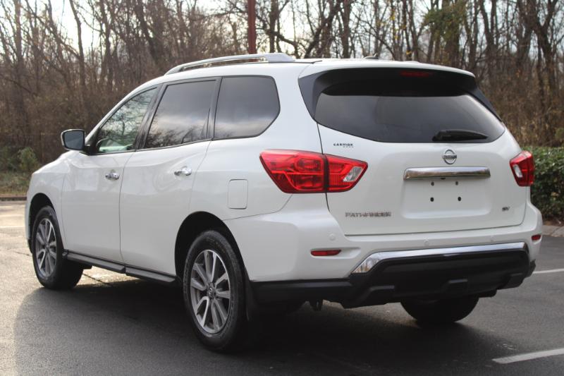 Nissan Pathfinder Platinum 2WD 2017