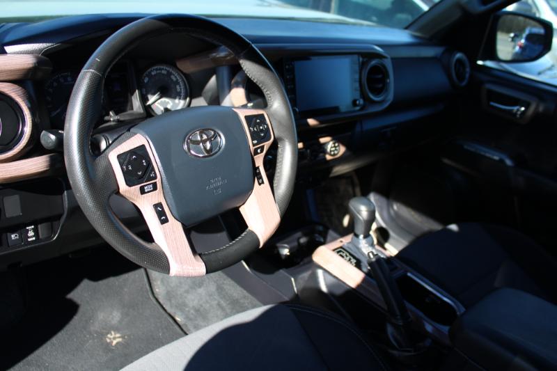 Toyota Tacoma SR5 Double Cab Long Bed V6 6AT 4WD 2020