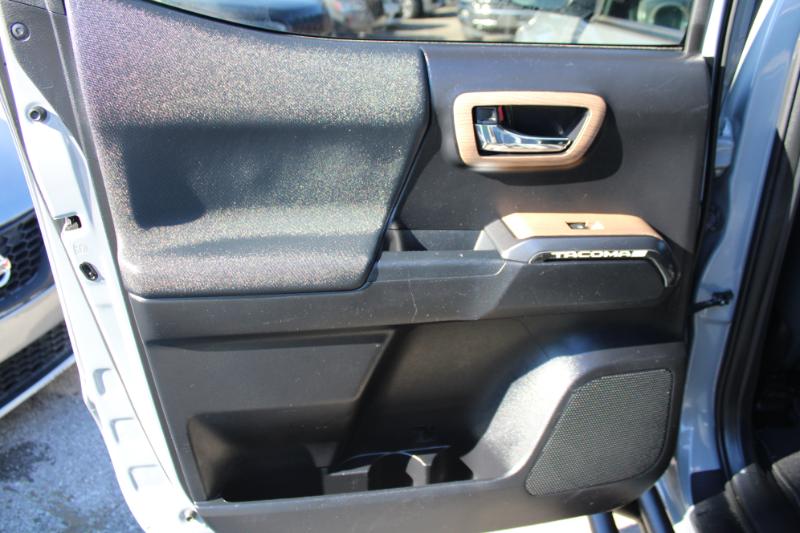 Toyota Tacoma SR5 Double Cab Long Bed V6 6AT 4WD 2020