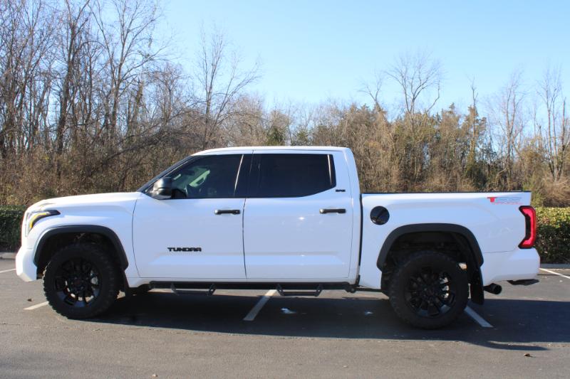 Toyota Tundra SR5 CrewMax 4WD 2023