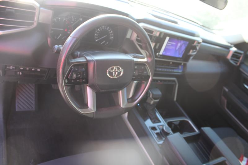 Toyota Tundra SR5 CrewMax 4WD 2023
