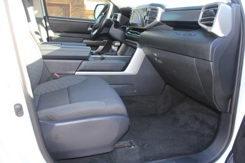 Toyota Tundra SR5 CrewMax 4WD 2023