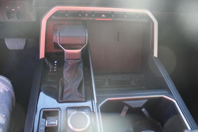 Toyota Tundra SR5 CrewMax 4WD 2023