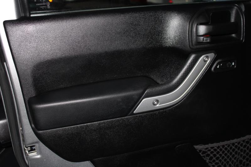 Jeep Wrangler Unlimited Sahara 4WD 2014