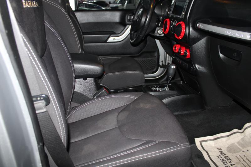 Jeep Wrangler Unlimited Sahara 4WD 2014