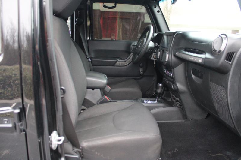 Jeep Wrangler Unlimited Sport 4WD 2015