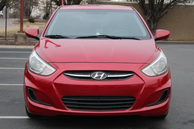 Hyundai Accent GLS 4-Door 6A 2015