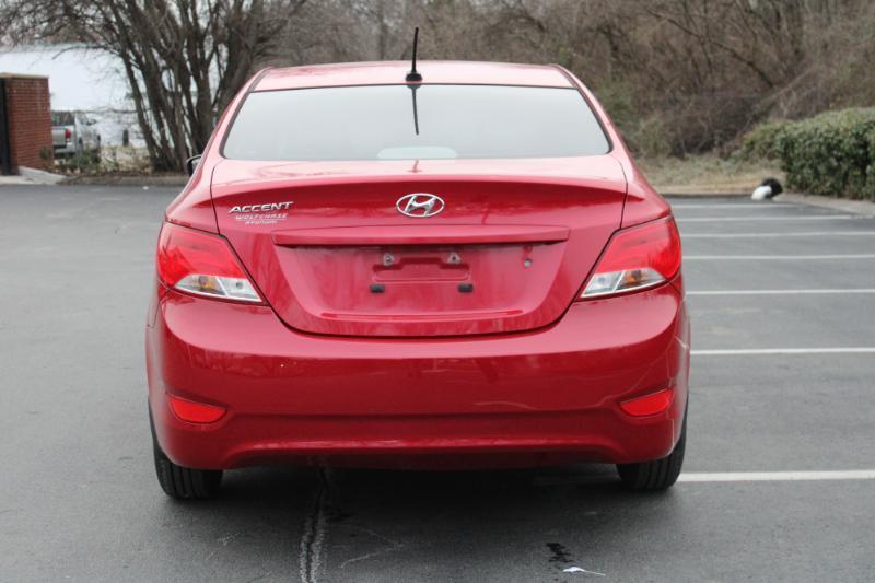 Hyundai Accent GLS 4-Door 6A 2015
