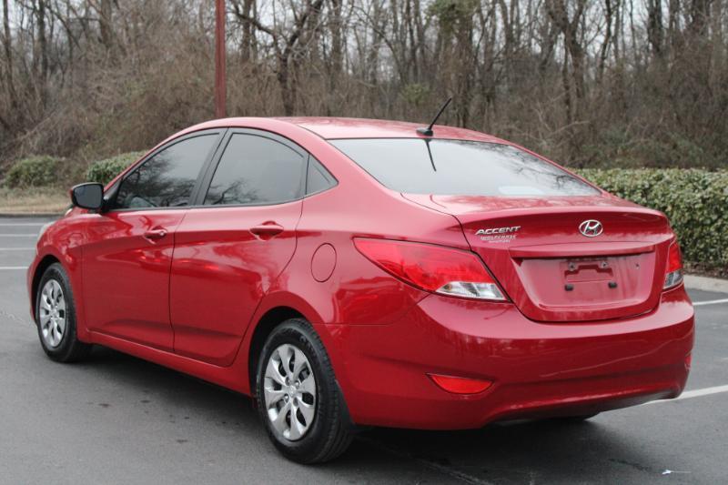 Hyundai Accent GLS 4-Door 6A 2015