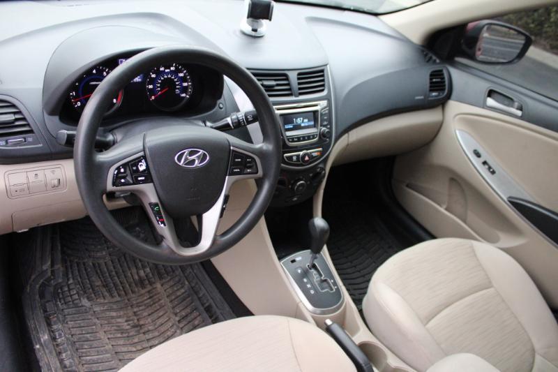 Hyundai Accent GLS 4-Door 6A 2015