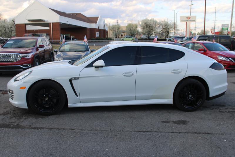 Porsche Panamera 4 2013