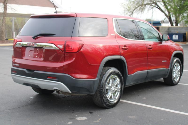 GMC Acadia SLE-1 FWD 2019