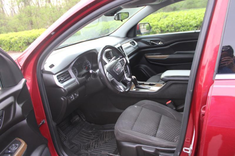 GMC Acadia SLE-1 FWD 2019