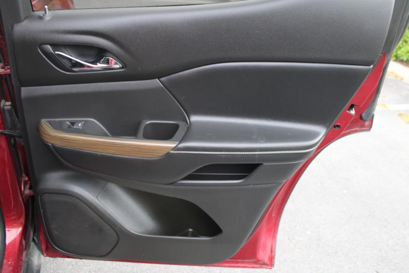 GMC Acadia SLE-1 FWD 2019