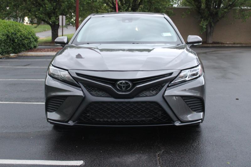 Toyota Camry SE 2022