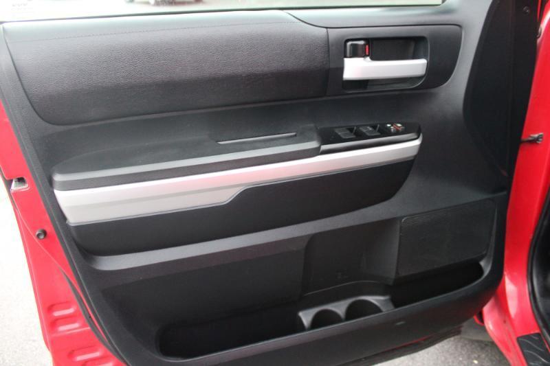 Toyota Tundra SR5 5.7L V8 Double Cab 4WD 2015