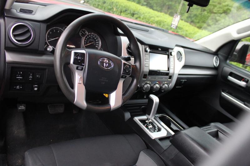 Toyota Tundra SR5 5.7L V8 Double Cab 4WD 2015