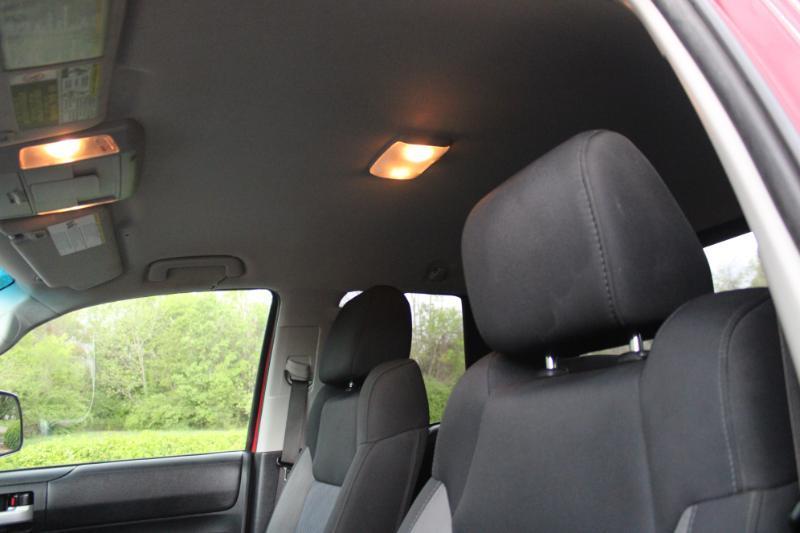 Toyota Tundra SR5 5.7L V8 Double Cab 4WD 2015