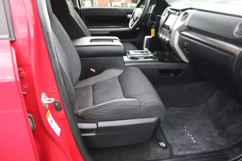 Toyota Tundra SR5 5.7L V8 Double Cab 4WD 2015