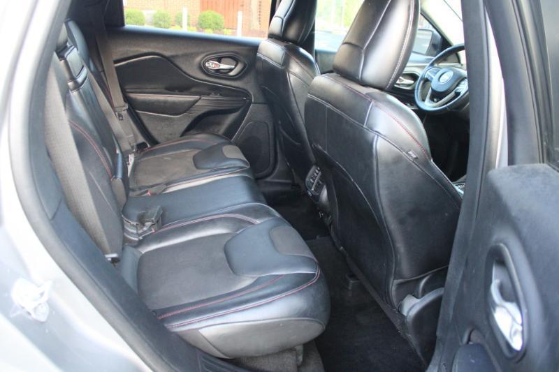 Jeep Cherokee Trailhawk 4WD 2015